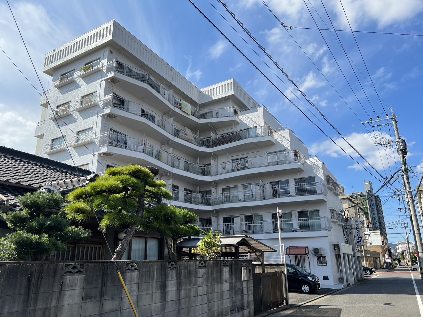 ロイヤルコーポ内納の建物外観