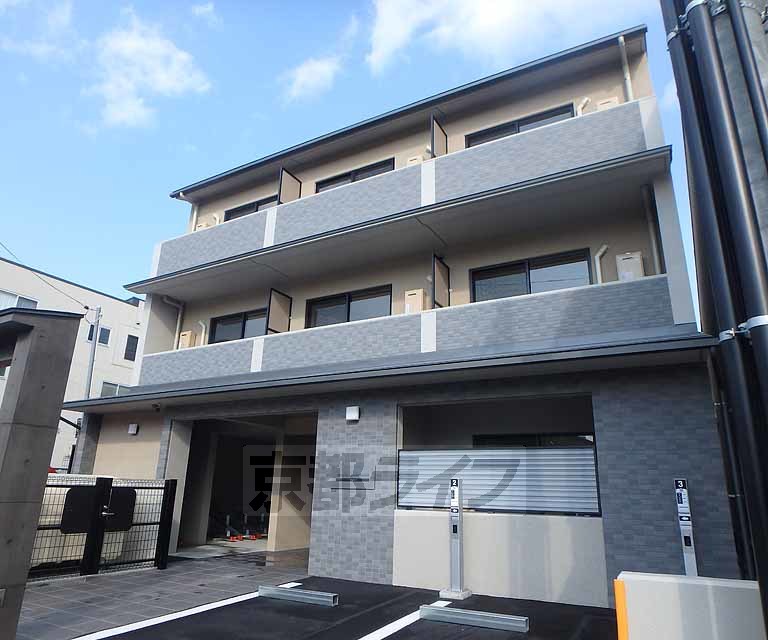 アメリ御所西の建物外観