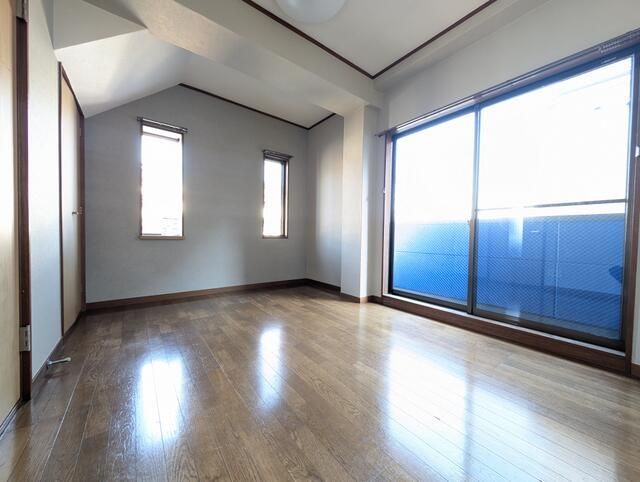 居室・リビング　別号室の参考写真です。