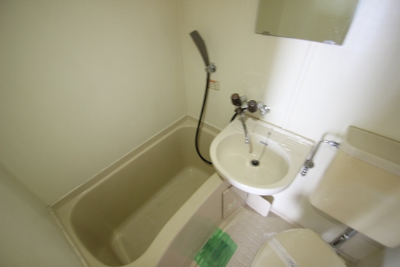 洗面設備　※別部屋の写真です