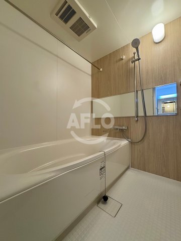 バス・シャワールーム　スプランディッド城東関目　浴室