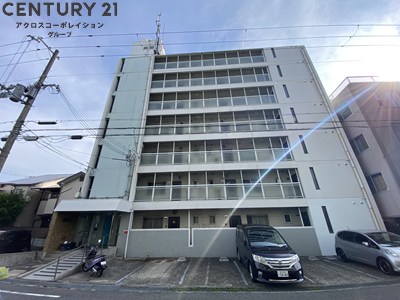 建物外観　敷地内駐車場あり！