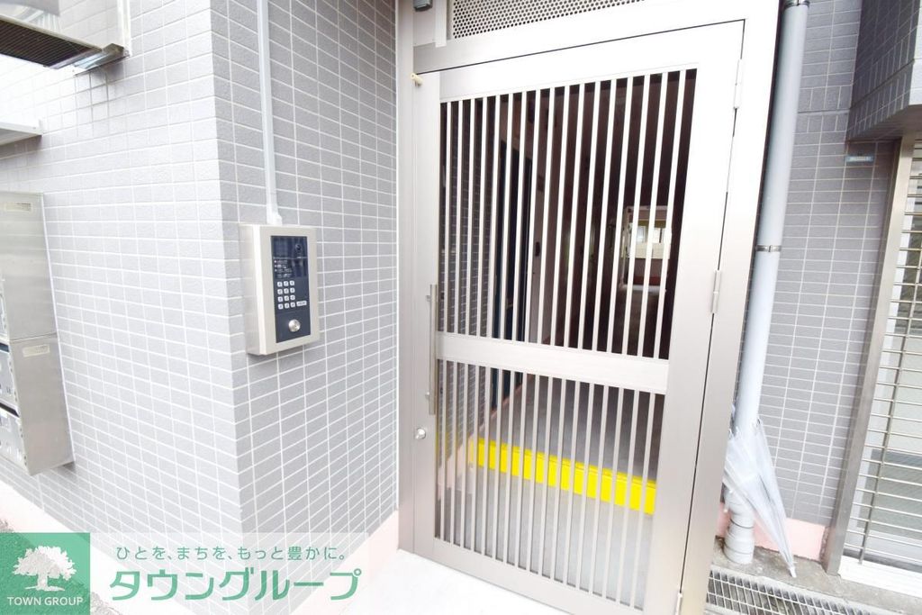 エントランス　★お問い合わせはタウンハウジング祖師ヶ谷大蔵店まで★