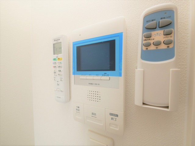 セキュリティ　Luxe都島III　TVモニター付きインターホン