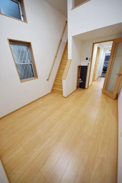 居室・リビング　同施工会社参考写真