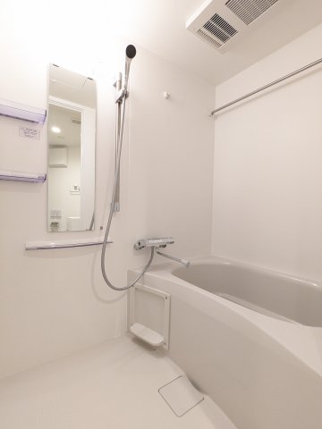 バス・シャワールーム　日々の疲れを癒すお風呂付です