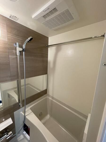 バス・シャワールーム　☆ゆったりくつろげるお風呂☆