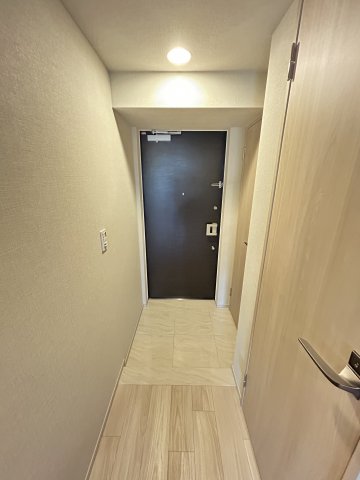 玄関　反転タイプ