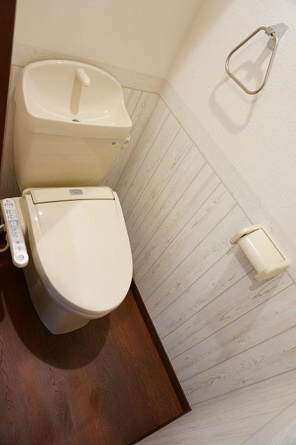 トイレ　トイレ