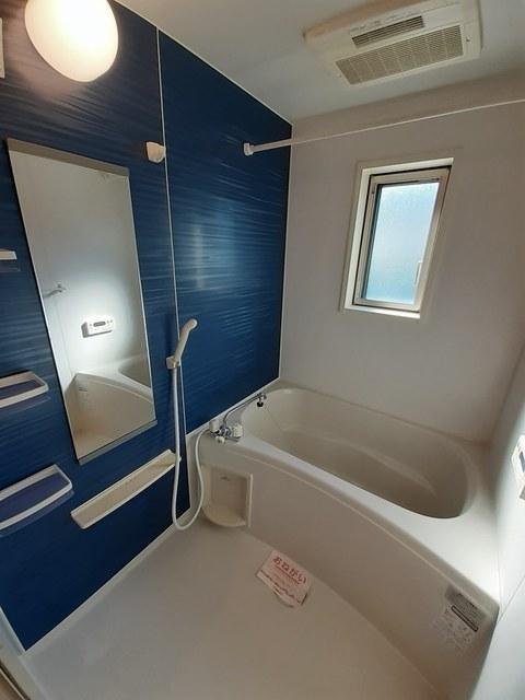 バス・シャワールーム　バスルーム