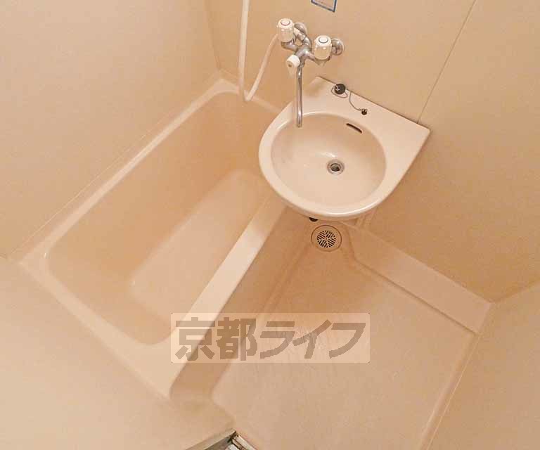 バス・シャワールーム　バスです。