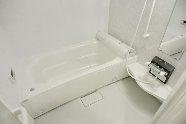 バス・シャワールーム　☆自慢の一坪バス☆