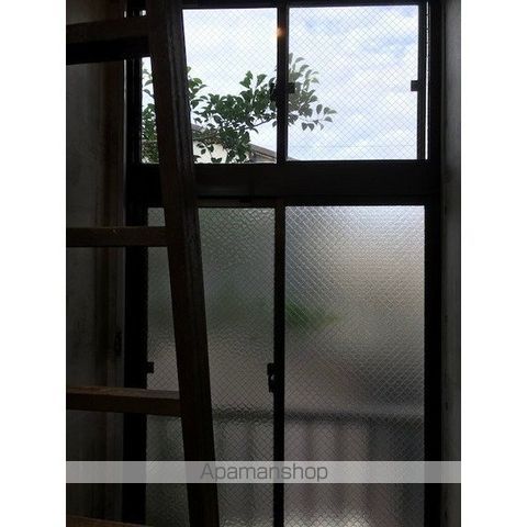 AQUAレジデンス中井の居間写真