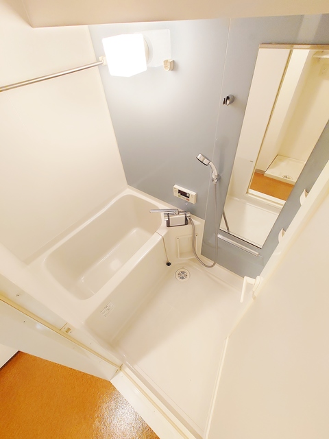 バス・シャワールーム　浴室乾燥・暖房機能付き浴室