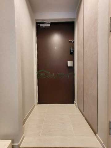 玄関　反転タイプ・別部屋参考写真