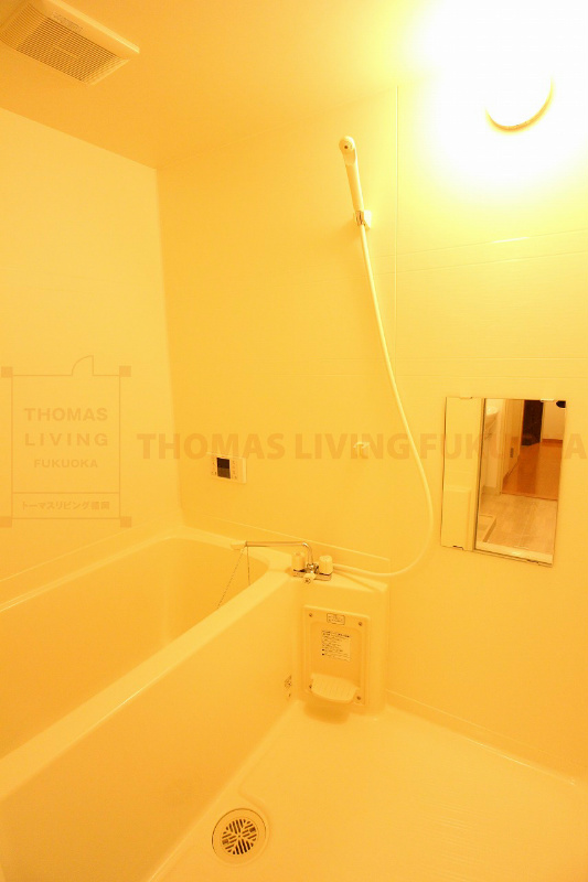 バス・シャワールーム　一日の疲れをゆっくりと癒していただけます。