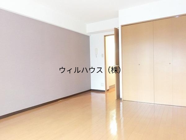 居室・リビング　広々洋室！