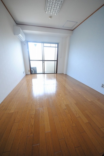 居室・リビング　写真は３０９号室