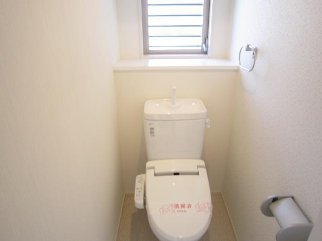 トイレ　同じタイプの写真、イメージになります。