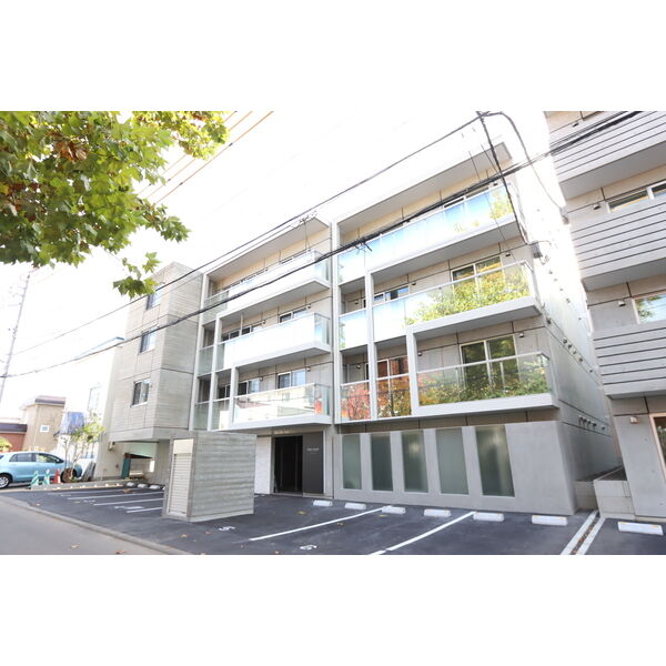 建物外観　☆地下鉄東西線【白石駅】まで徒歩5分！