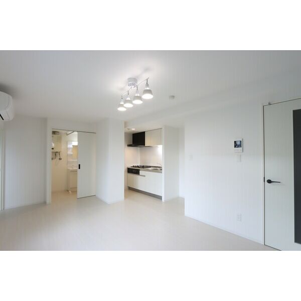 居室・リビング　☆11.8帖の広々としたリビングです！