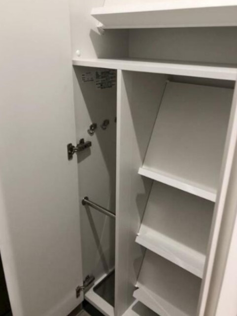 収納　シューズボックス