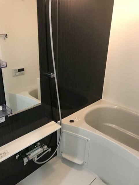 バス・シャワールーム　バスルーム