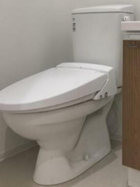 トイレ　温水洗浄便座