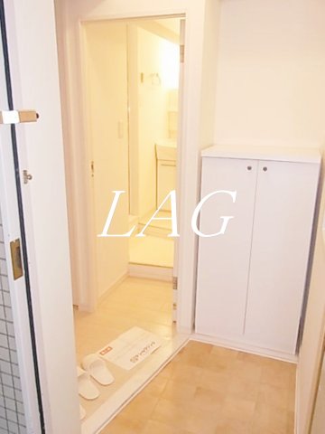 玄関　玄関です。