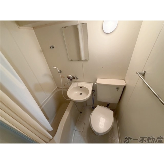 バス・シャワールーム　バスルーム