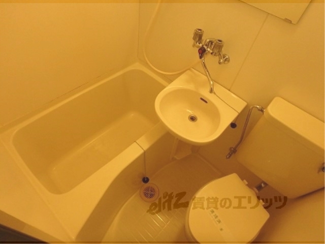 バス・シャワールーム　バス