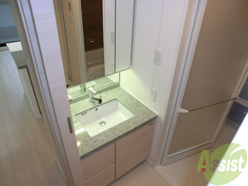 洗面設備　洗面台も勿論独立です