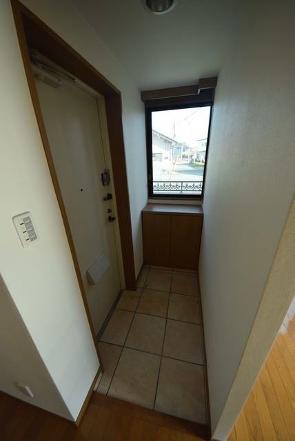 玄関　※同タイプ間取り設備施工例現況優先