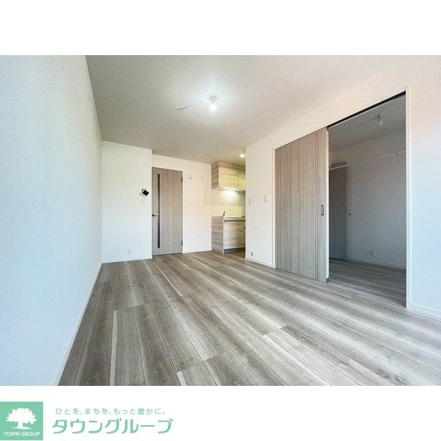 居室・リビング　※別号室参考写真です※