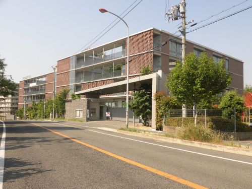 高校・高専　私立東大谷高校泉ヶ丘校舎（高校・高専）まで1548m