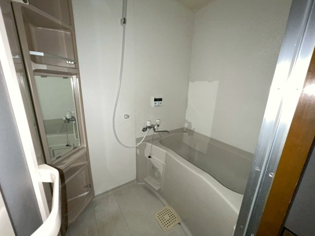 バス・シャワールーム　きれいなお風呂です