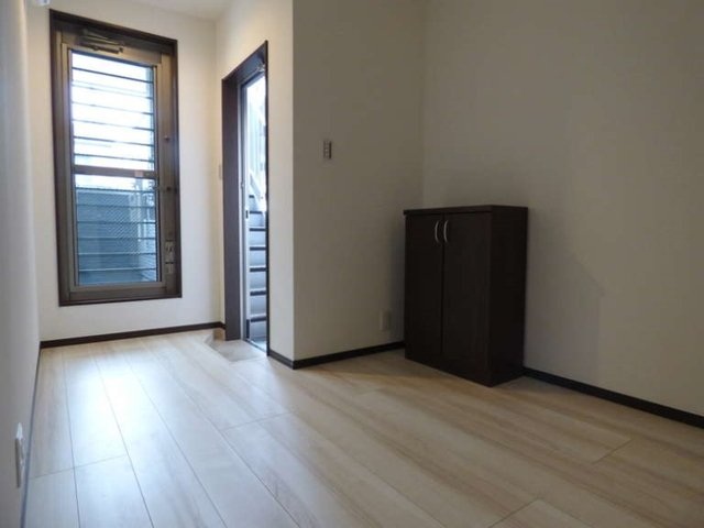 居室・リビング　角部屋2面採光