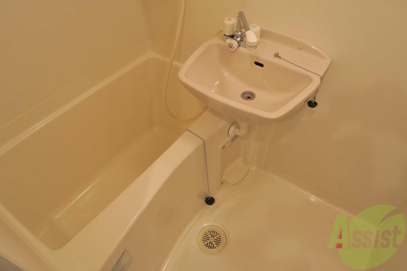 バス・シャワールーム　毎日お世話になっております。でもたまに休んじゃうんですー僕