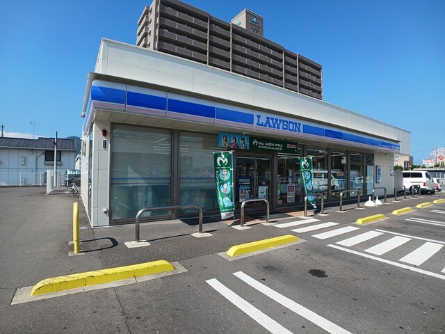 コンビニ　ローソン屋島西町店さん（コンビニ）まで420m