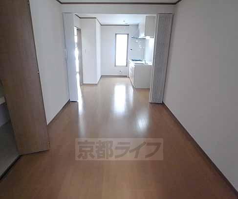 居室・リビング　平成２２年にリフォーム済み