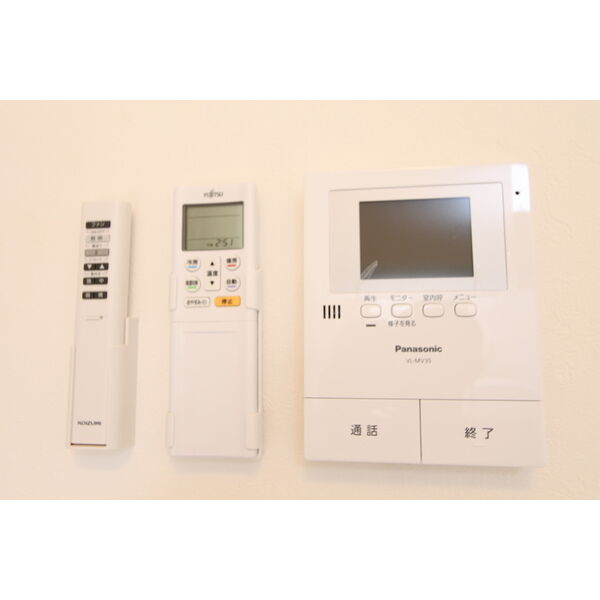 セキュリティ　※同じシリーズの室内写真