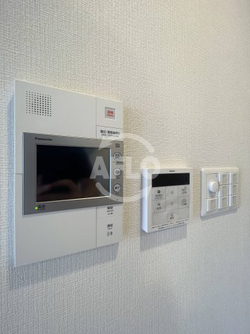 セキュリティ　スプランディッド江坂駅前モニター付きインターホン