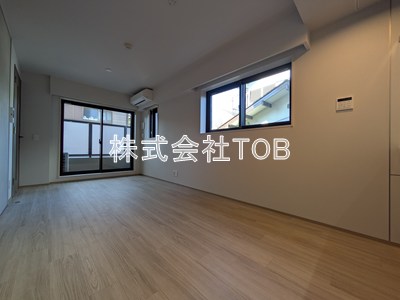 居室・リビング　10帖