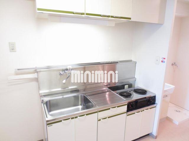 キッチン　※写真は７０２号室のものです