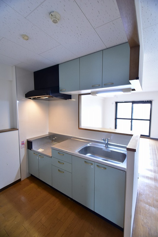 キッチン　※参考写真（別のお部屋の写真になります。）