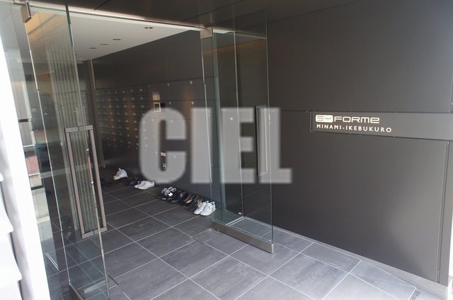 エントランス　エントランス