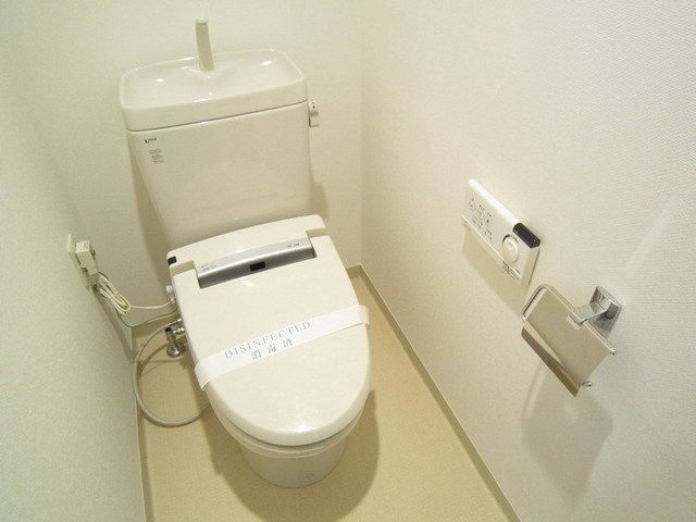 トイレ　★ウォシュレット★