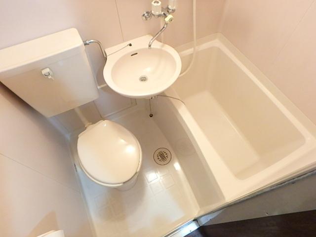 バス・シャワールーム　浴室