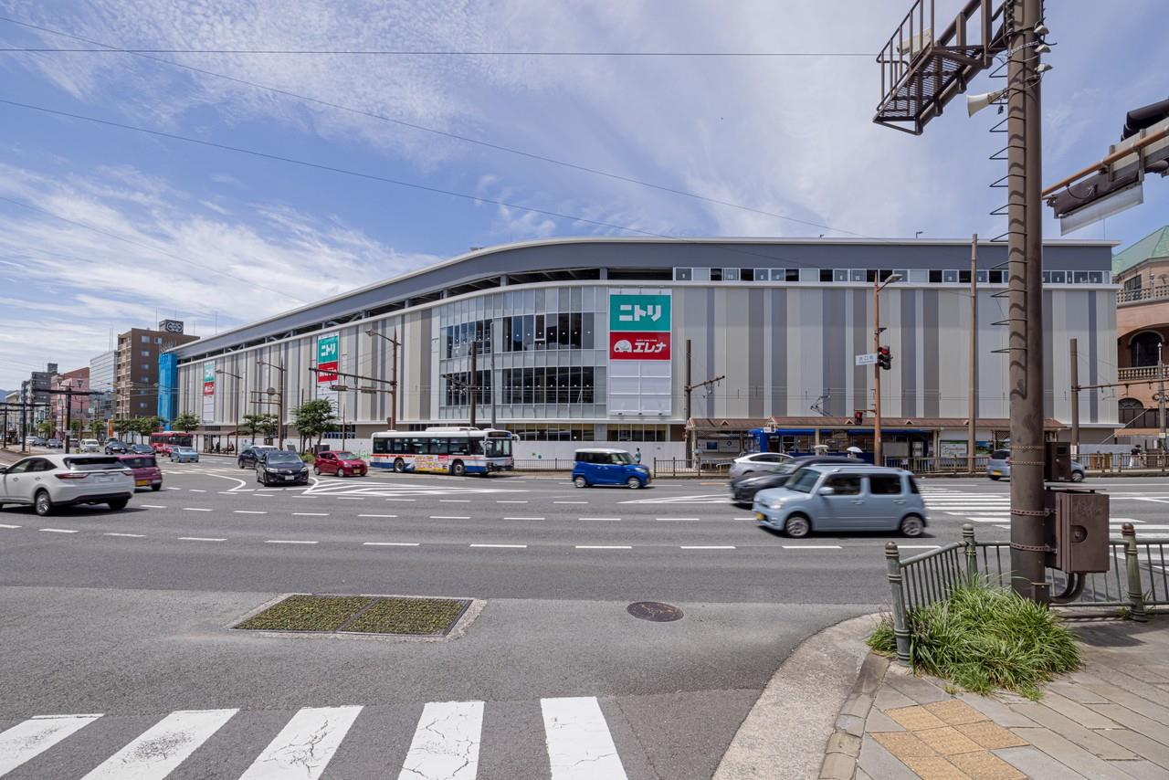 ショッピングセンター　プラっとモール（ショッピングセンター）まで139m