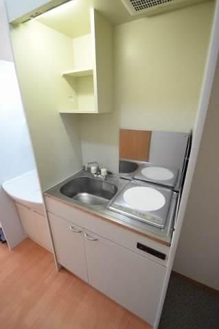 キッチン　ＩＨ付きのキッチンです。